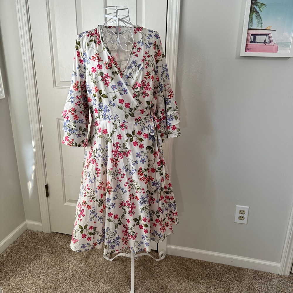 Ladies Calvin Klein Floral wrap dress